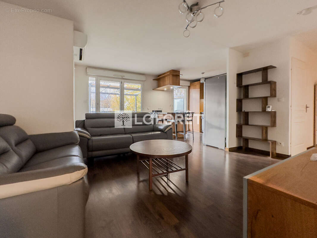 Appartement à SAINT-MARTIN-D&#039;HERES