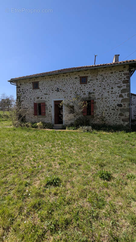 Maison à PRESSIGNAC