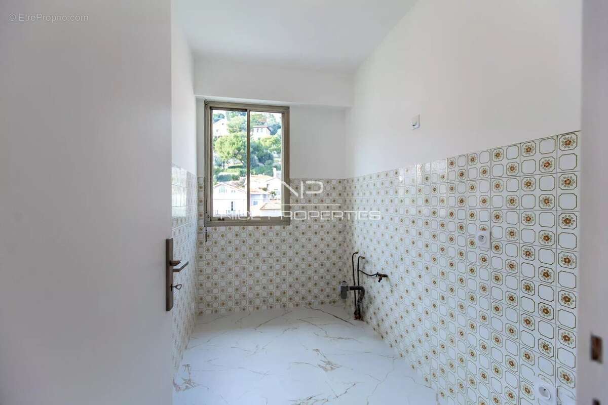 Appartement à BEAULIEU-SUR-MER