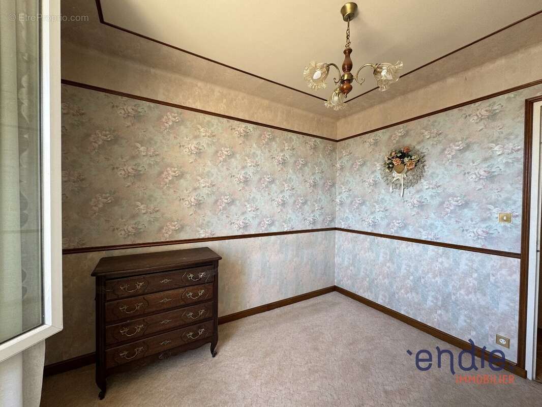 Maison à SAINT-PIERRE-LE-MOUTIER