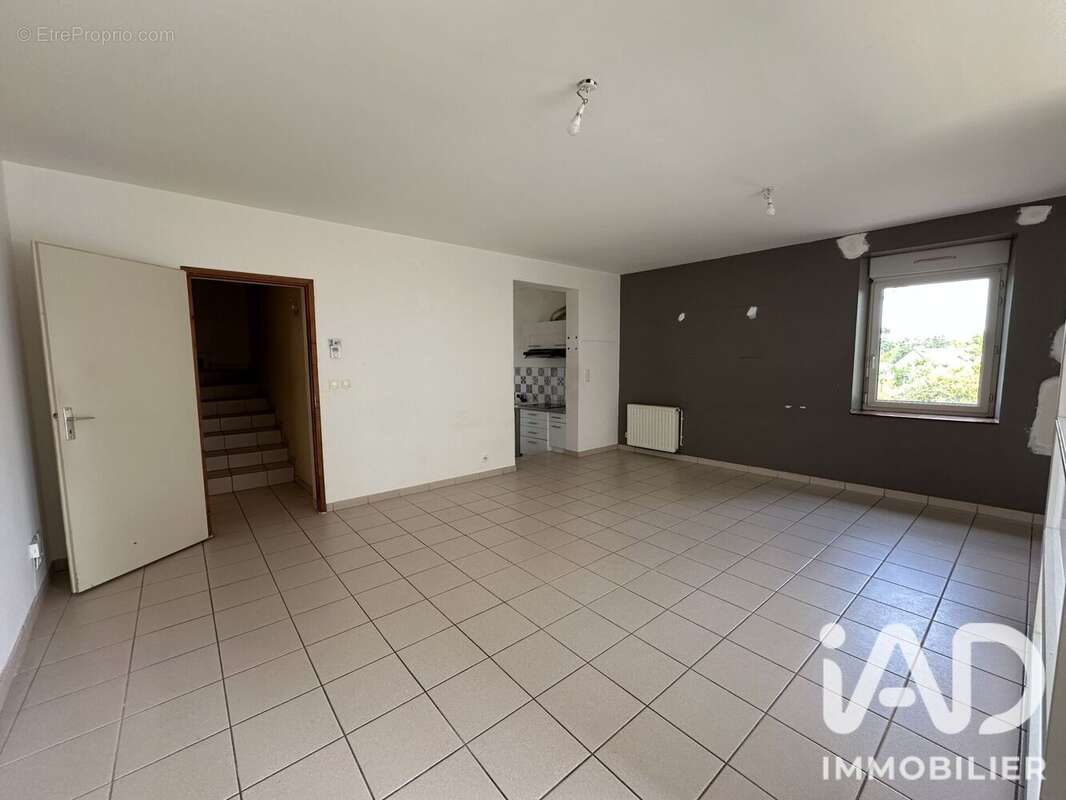 Maison 99 m² à Cahors  - photo 4