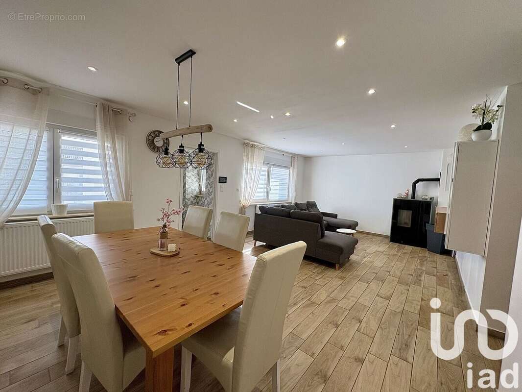 Photo 2 - Maison à FREYMING-MERLEBACH