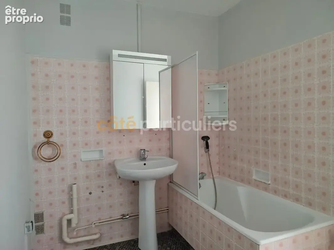 CHENÔVE - Appartement T3 de 77 m² - lumineux avec balcon - photo 11