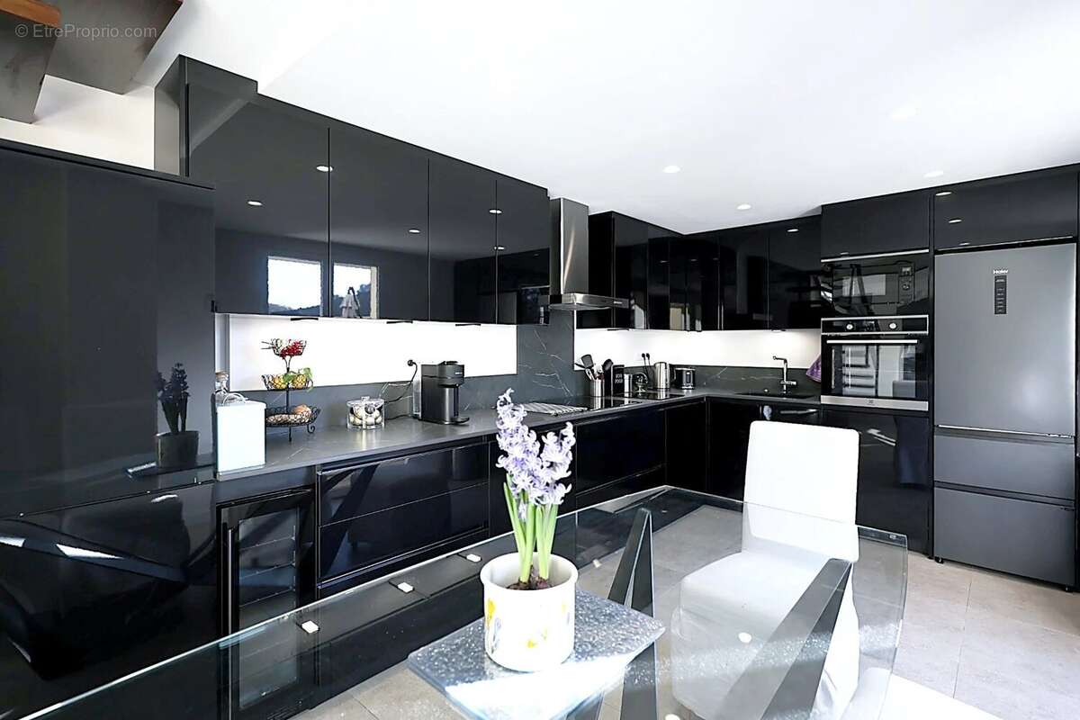 Maison à MOUANS-SARTOUX