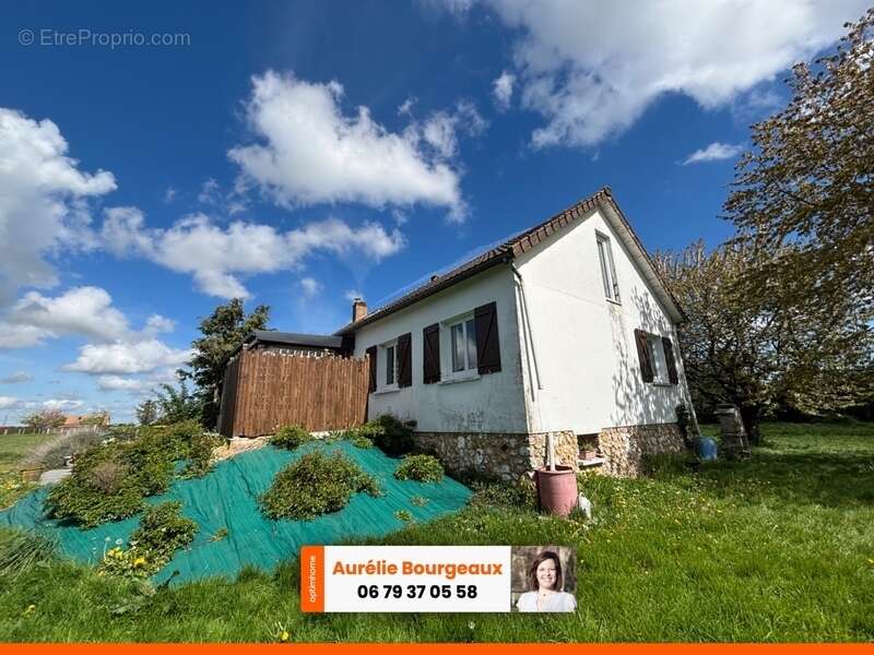 Maison à CLAVILLE