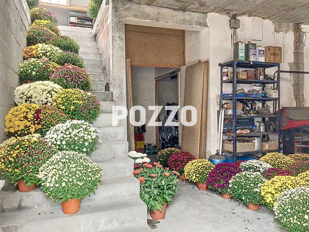 A Vendre - Pontorson - Immeuble 450 m² - centre-ville - photo 4