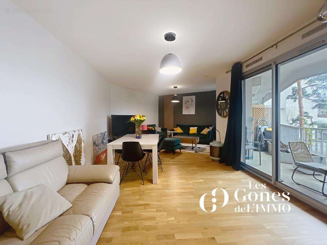 Appartement à TASSIN-LA-DEMI-LUNE