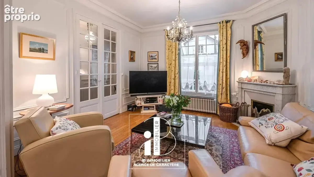 Fontainebleau - quartier recherche - rue elegante et au calme - propriete 1920 environ 215m² avec jardin - - photo 2