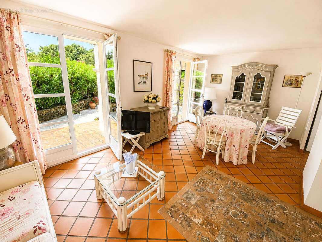 Maison à LA CROIX-VALMER