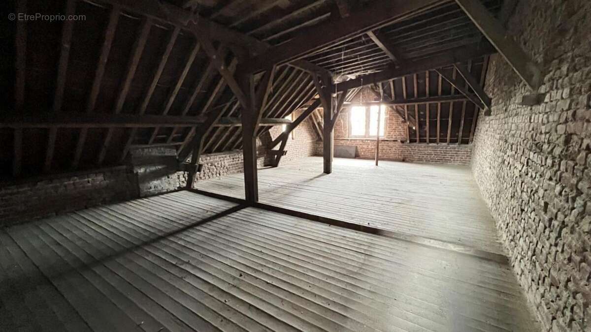 Maison à LA CHAPELLE-D&#039;ARMENTIERES