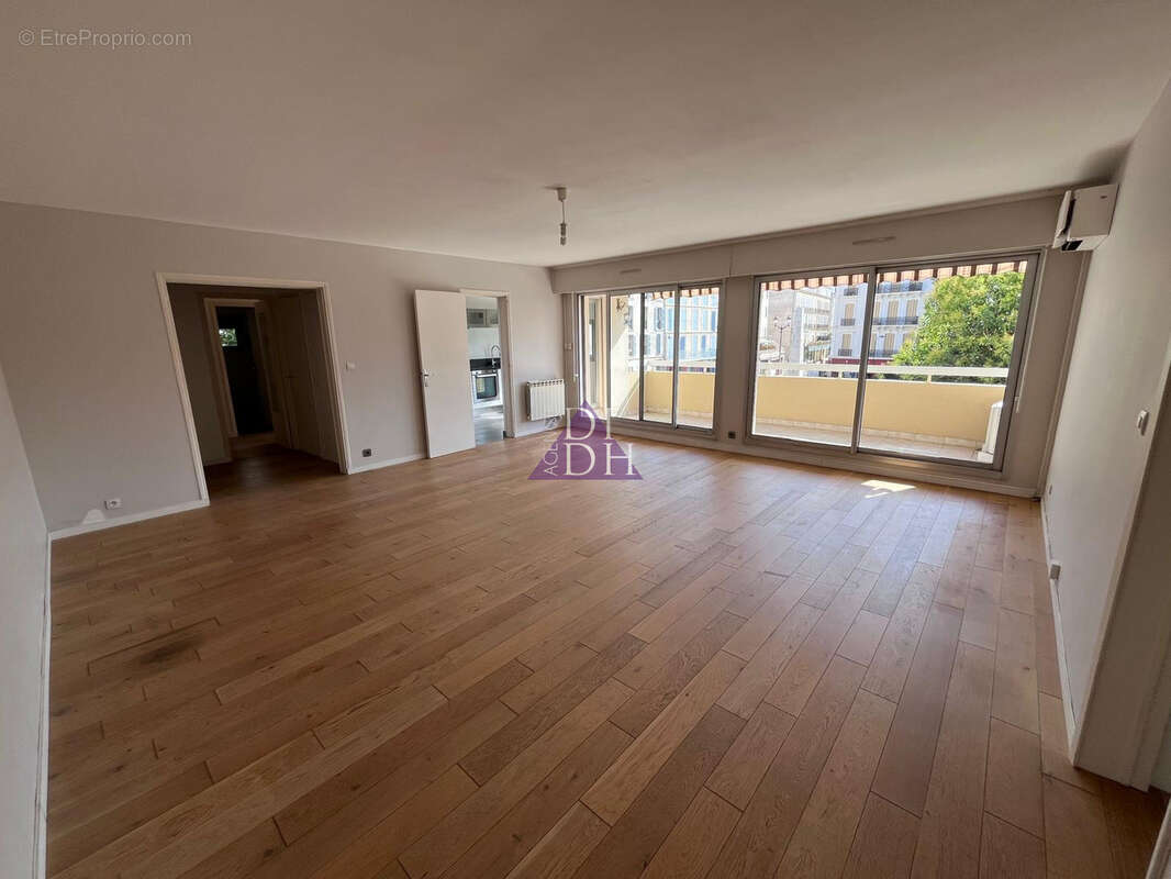 Dans résidence recherchée du centre ville 3 chambres  avec terrasse et garage - photo 12