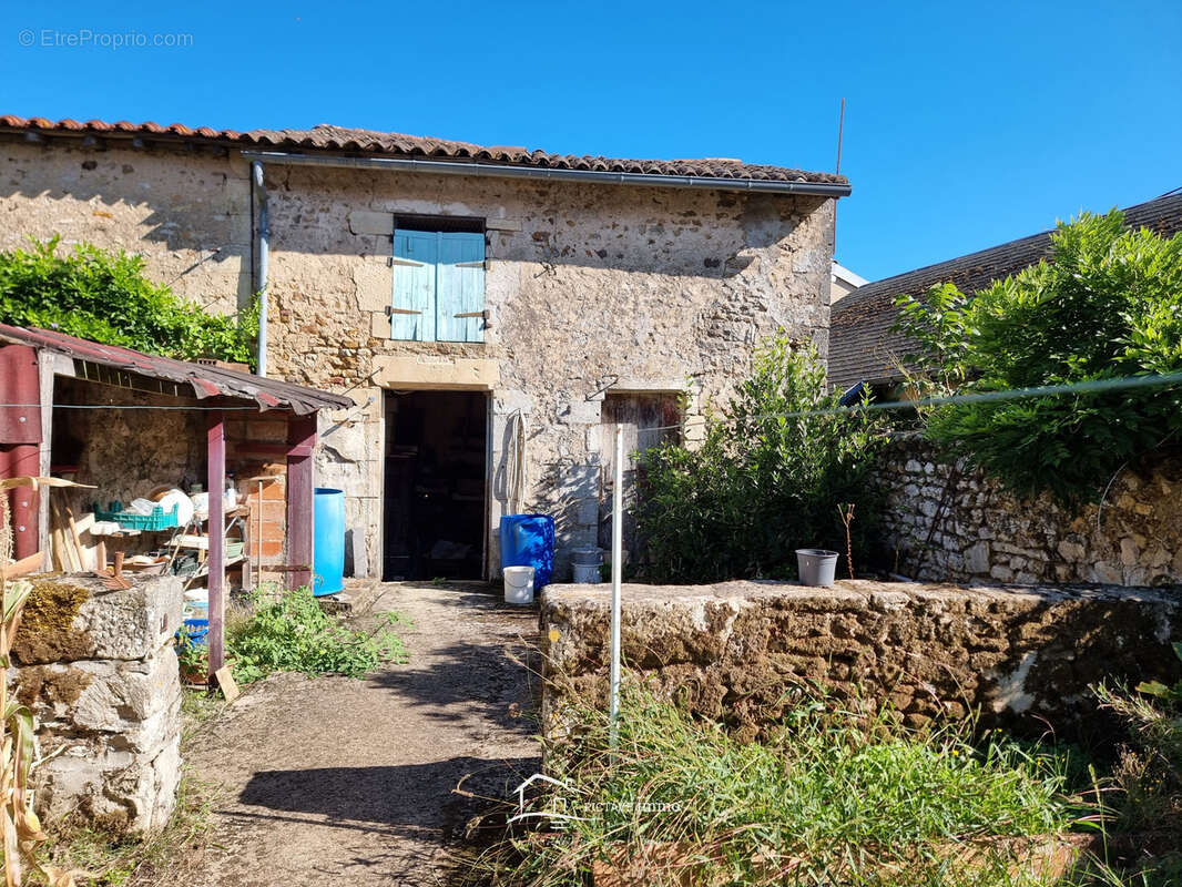 Maison centre bourg140 m2 terrain - photo 6