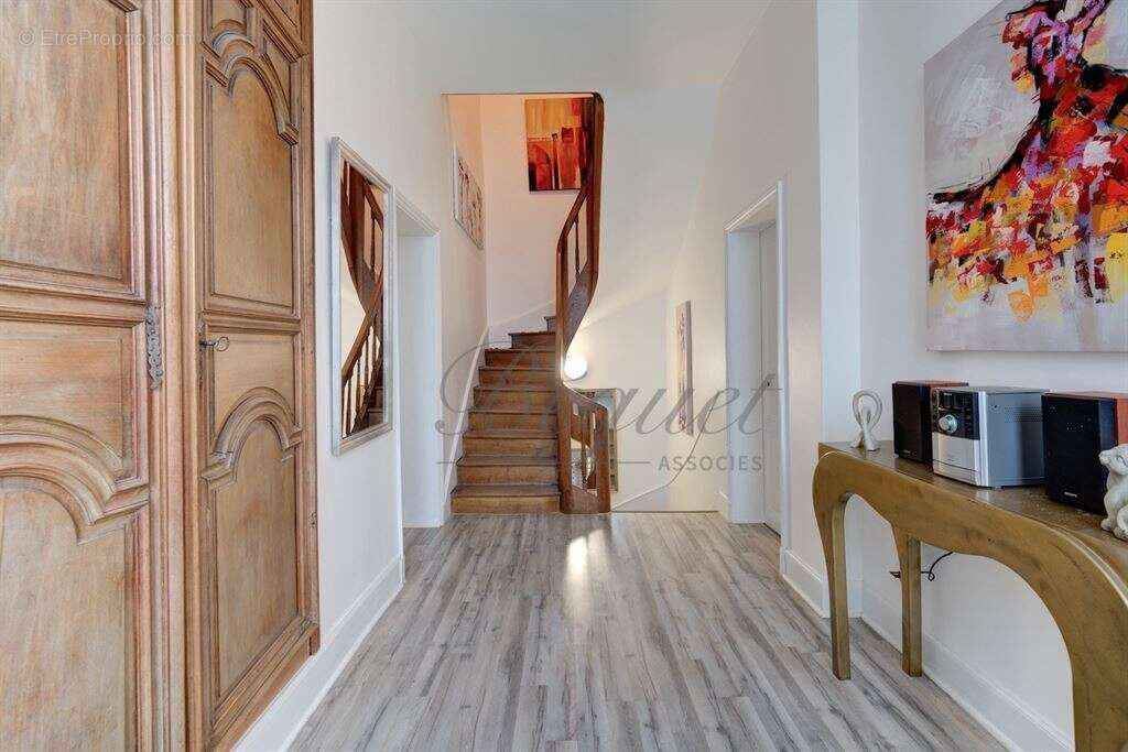 Maison à CRAVANT-LES-COTEAUX