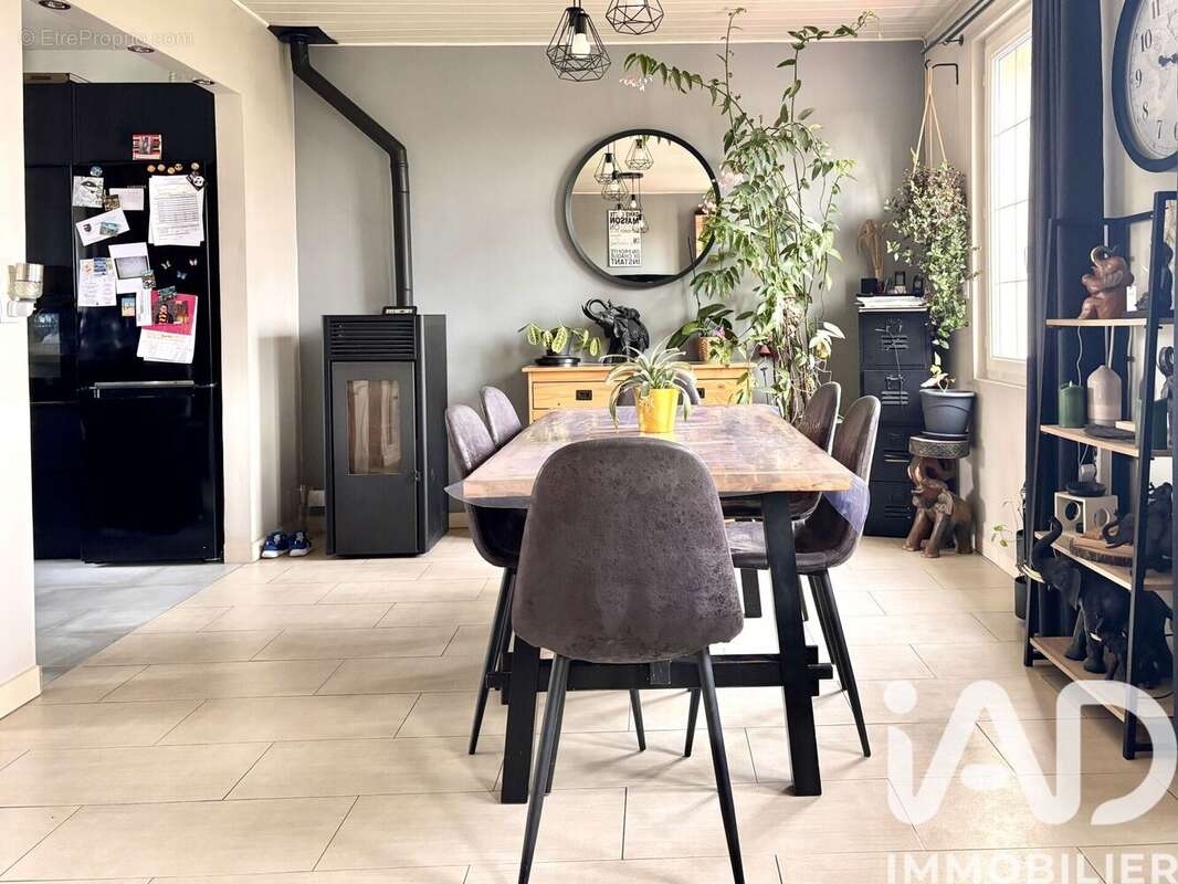 Photo 2 - Maison à ELINCOURT-SAINTE-MARGUERITE