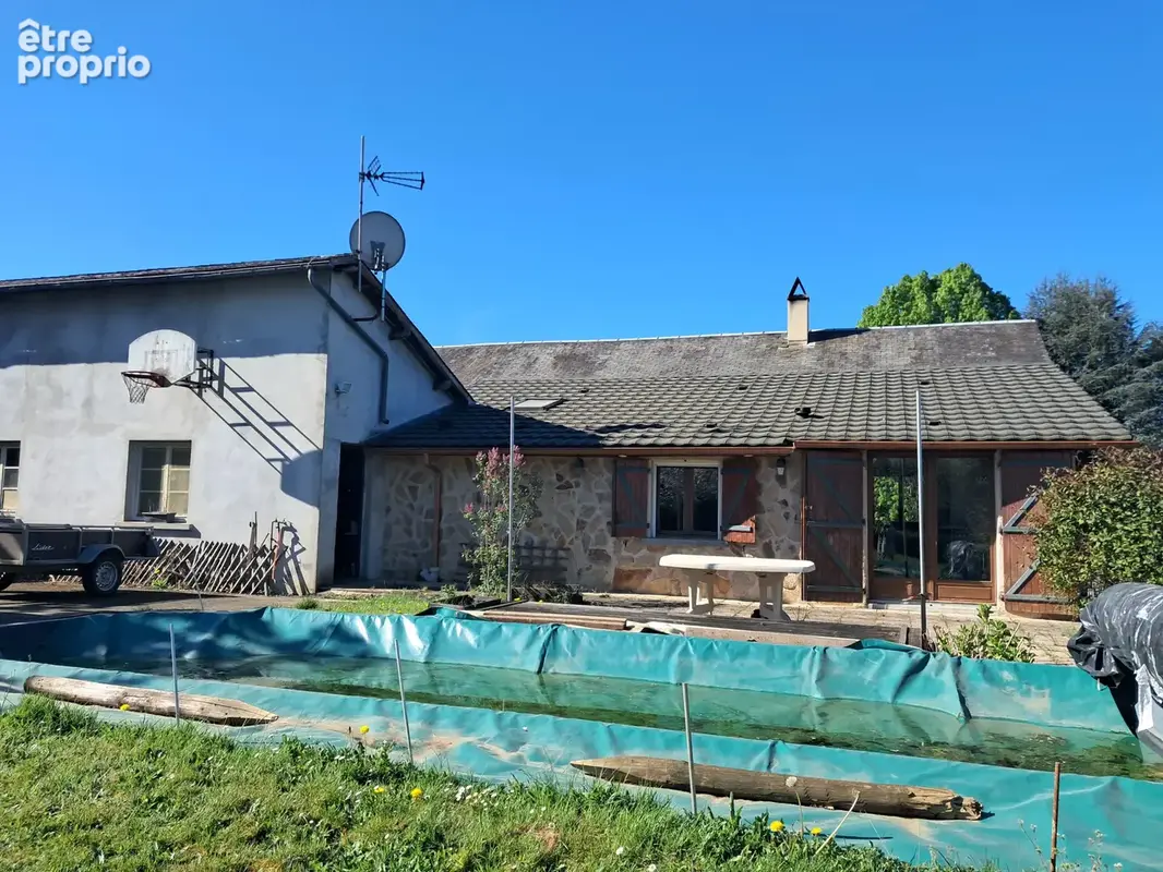 Maison familiale avec piscine, atelier et terrain. - photo 20
