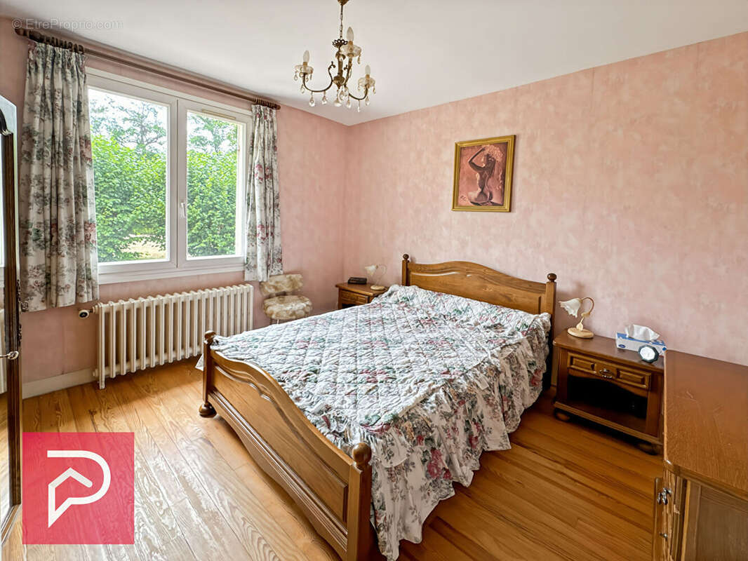 Maison traditionnelle dans quartier résidentiel entre BERNAY et EVREUX - photo 8
