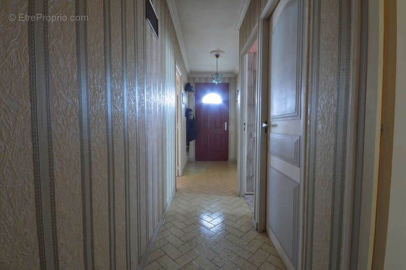 Maison à LA COURONNE