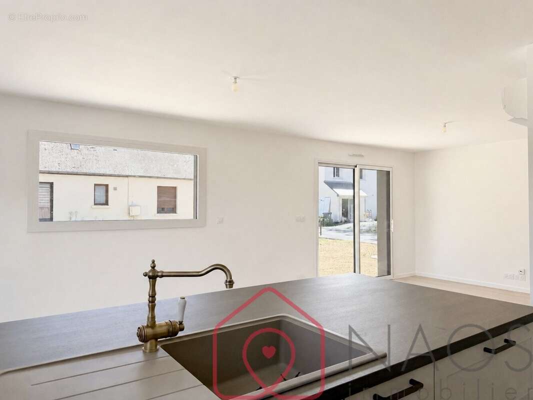 Pleslin-Trigavou : Le confort du neuf sans l'attente d'une construction ! - photo 5