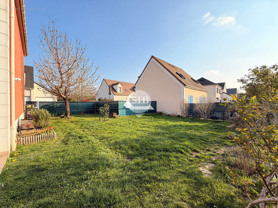 Maison à VILLIERS-SUR-ORGE