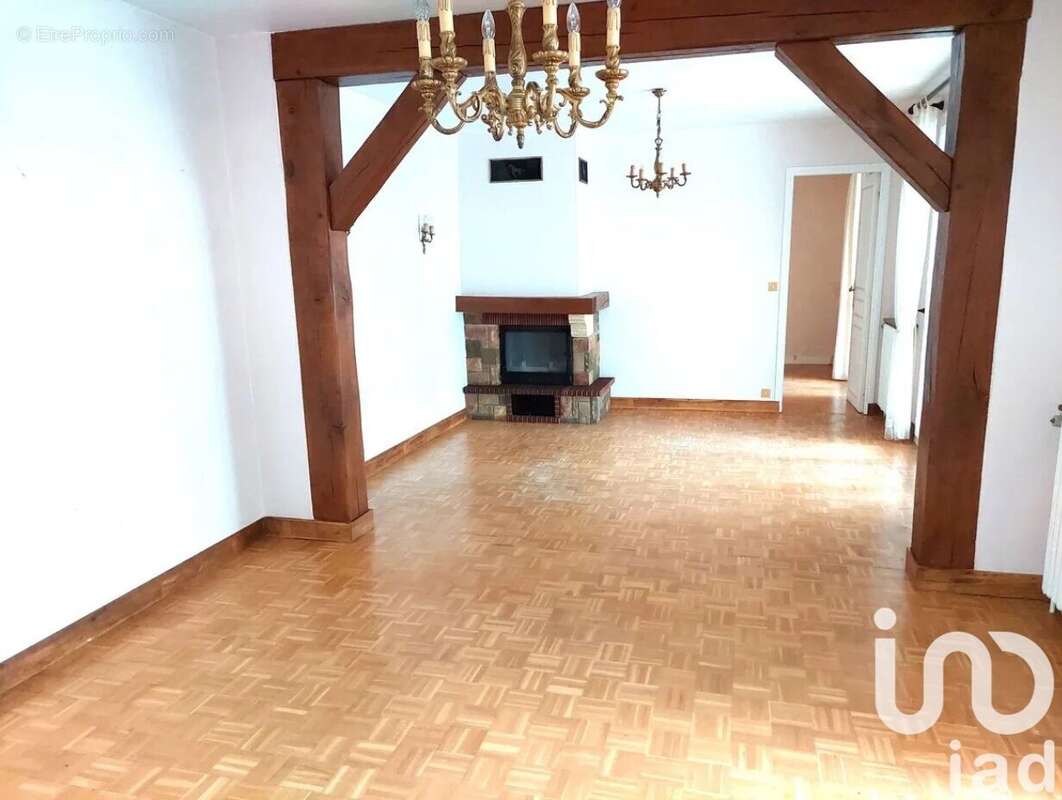 Photo 3 - Maison à MARGNY-LES-COMPIEGNE