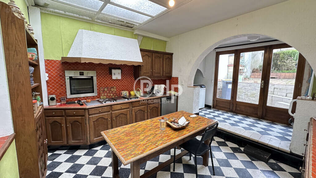 Maison à BRUAY-LA-BUISSIERE