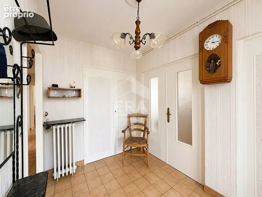 Maison individuelle de PLAIN PIED - 4 chambres - 785 m² de terrain - Beau potentiel - photo 4