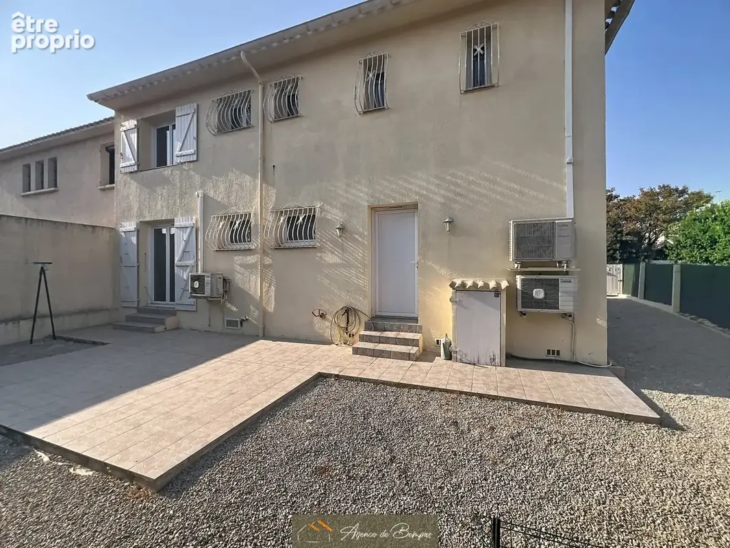 Secteur residentiel - villa 3 faces 169 m2 hbts  sur 401 m2 de terrain  - jardin - - photo 15