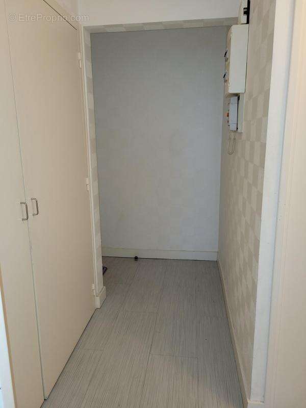 Deux studios Bourg l'évêque - photo 6