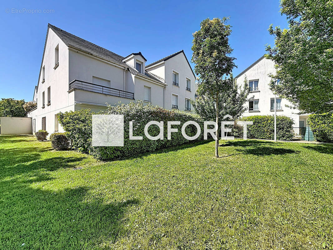 Appartement à MOISSY-CRAMAYEL