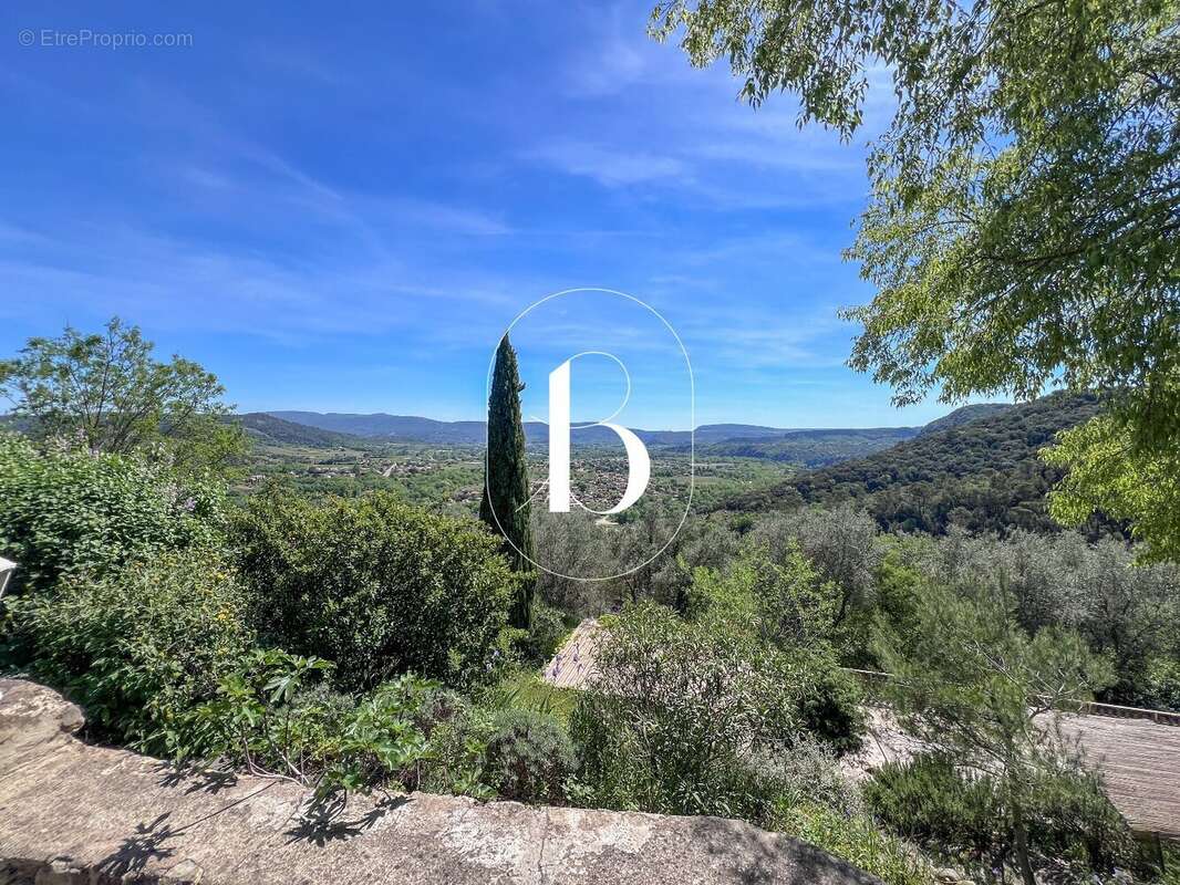 Propriété avec vue exceptionnelle - photo 34