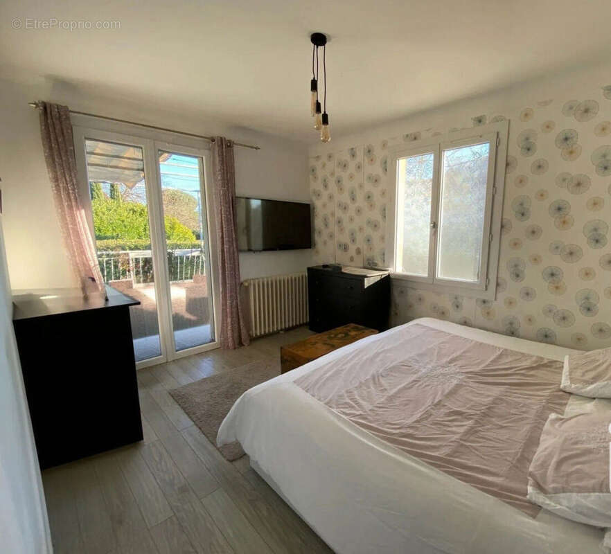 maison-8-mercues-186-1718371-1920w (7) - Maison à ARCAMBAL