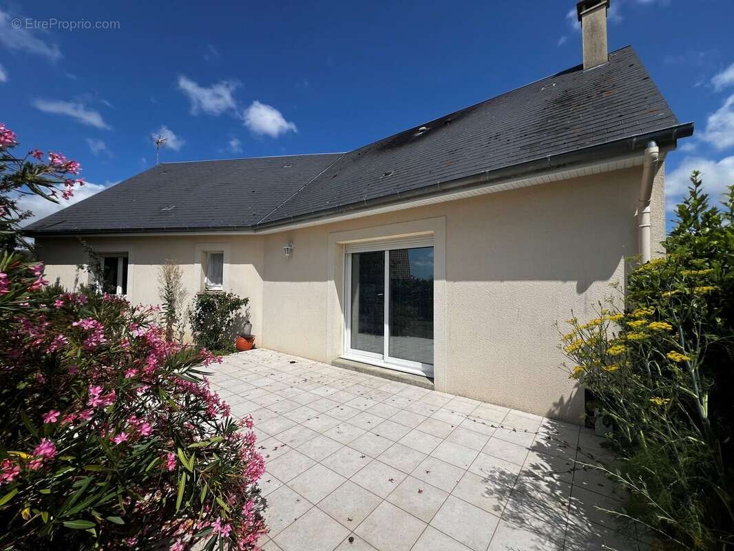 Maison 88 m² à Le Molay-Littry  - photo 3