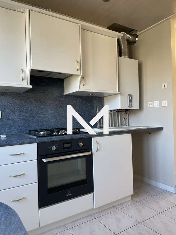 Appartement à SAINT-MARTIN-D'HERES