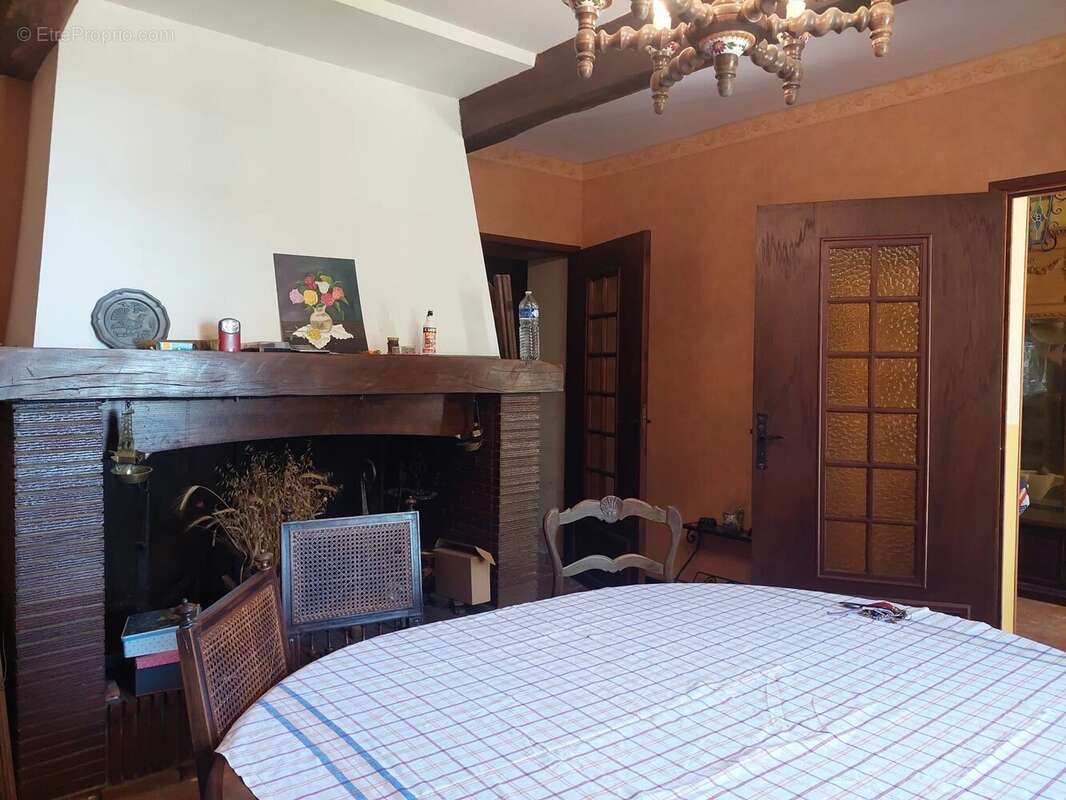 Maison à MONTESQUIEU-VOLVESTRE