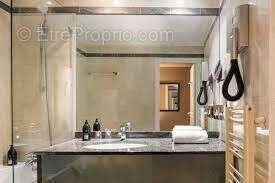 Appartement à PARIS-8E