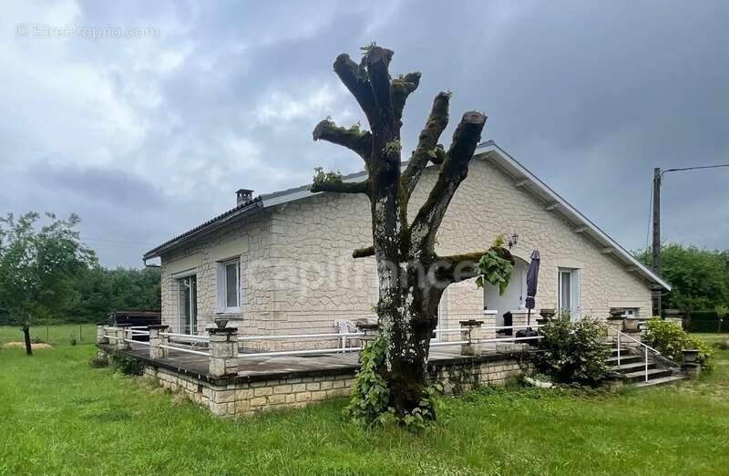 Maison à vendre 3 pièces BETAILLE (46) - photo 2