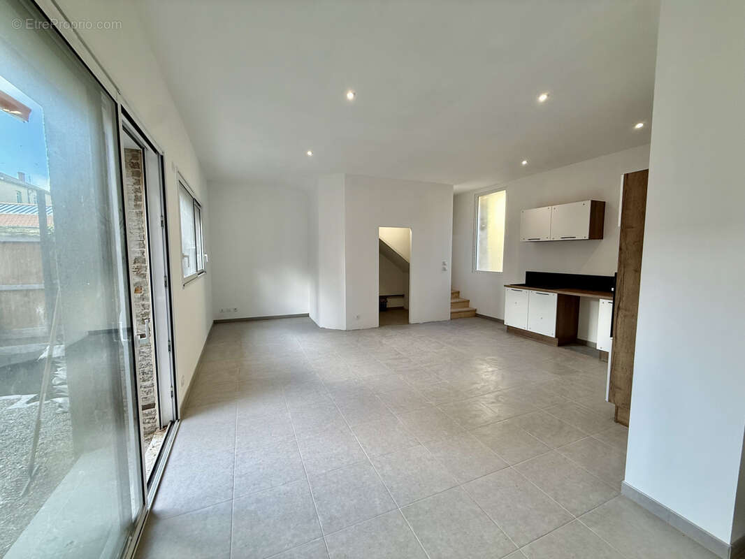 Appartement à ROMANS-SUR-ISERE