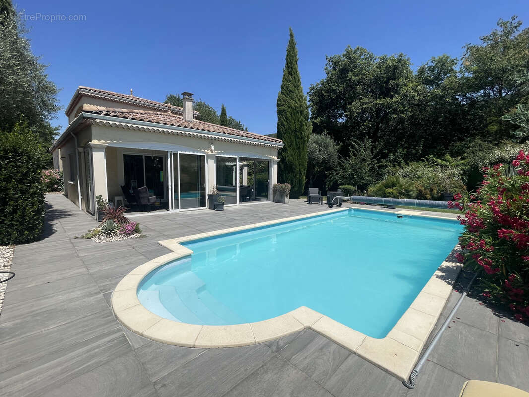 Maison à SAINT-PERAY