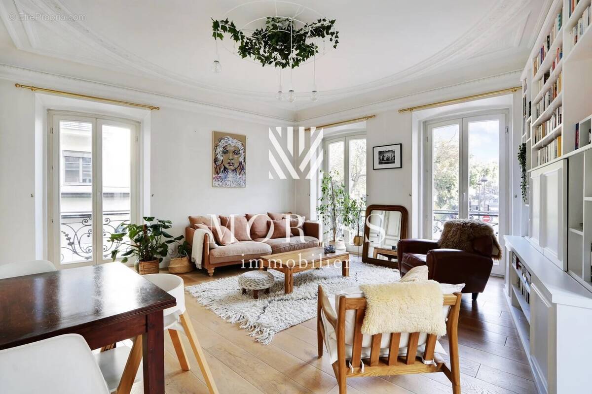 Appartement à PARIS-9E