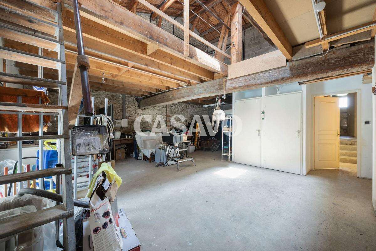 Maison à REVEL-TOURDAN