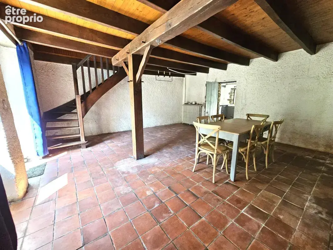 Jolie longère de 4 chambres et un garage, au calme - photo 2