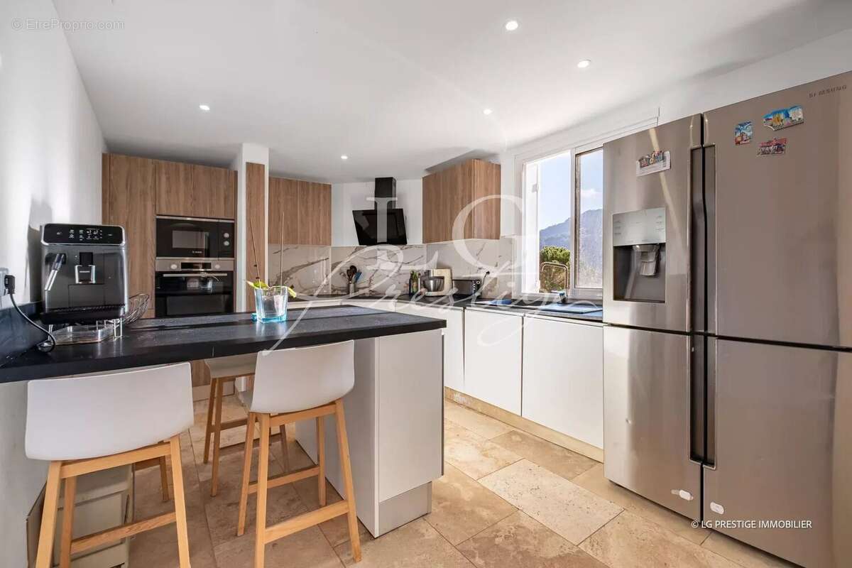 Maison à MANDELIEU-LA-NAPOULE