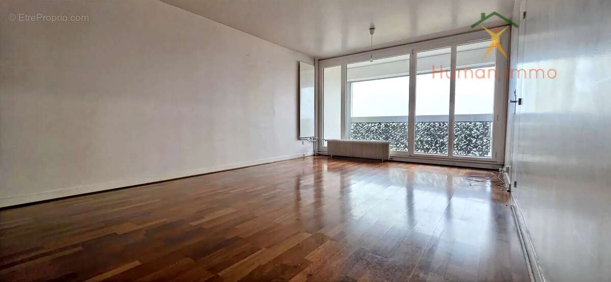 Appartement à L'HAY-LES-ROSES
