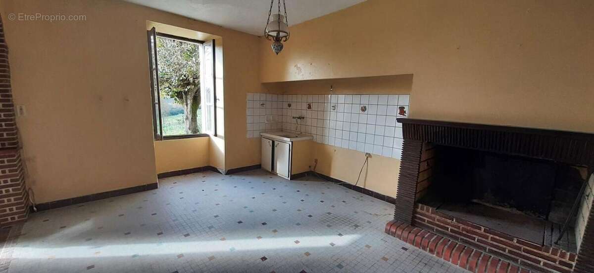 Maison à PARDAILLAN