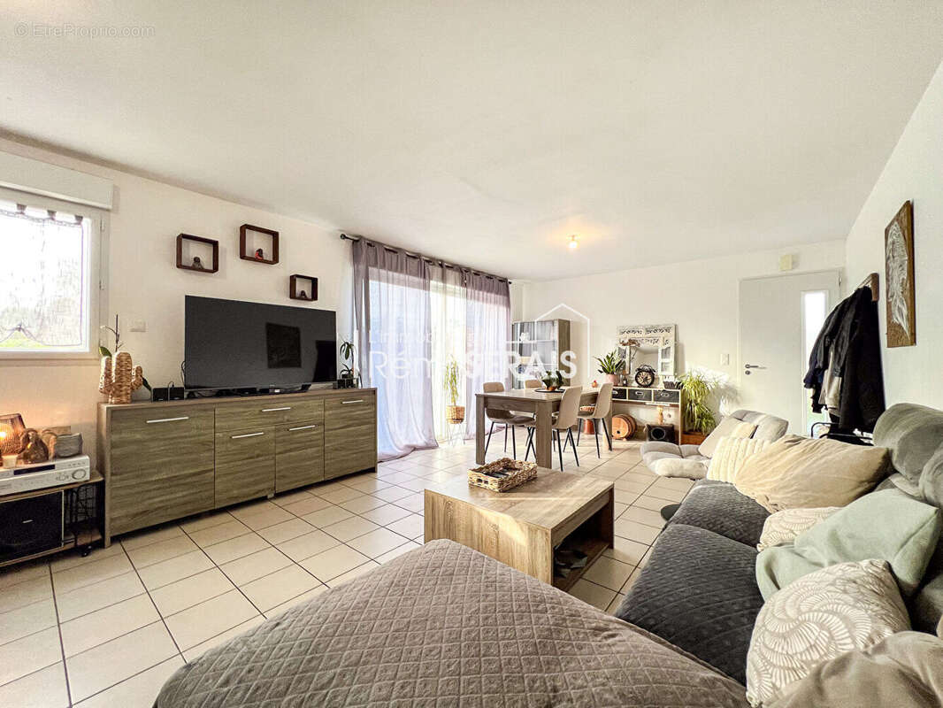 Maison à SAINT-PIERRE-DU-REGARD