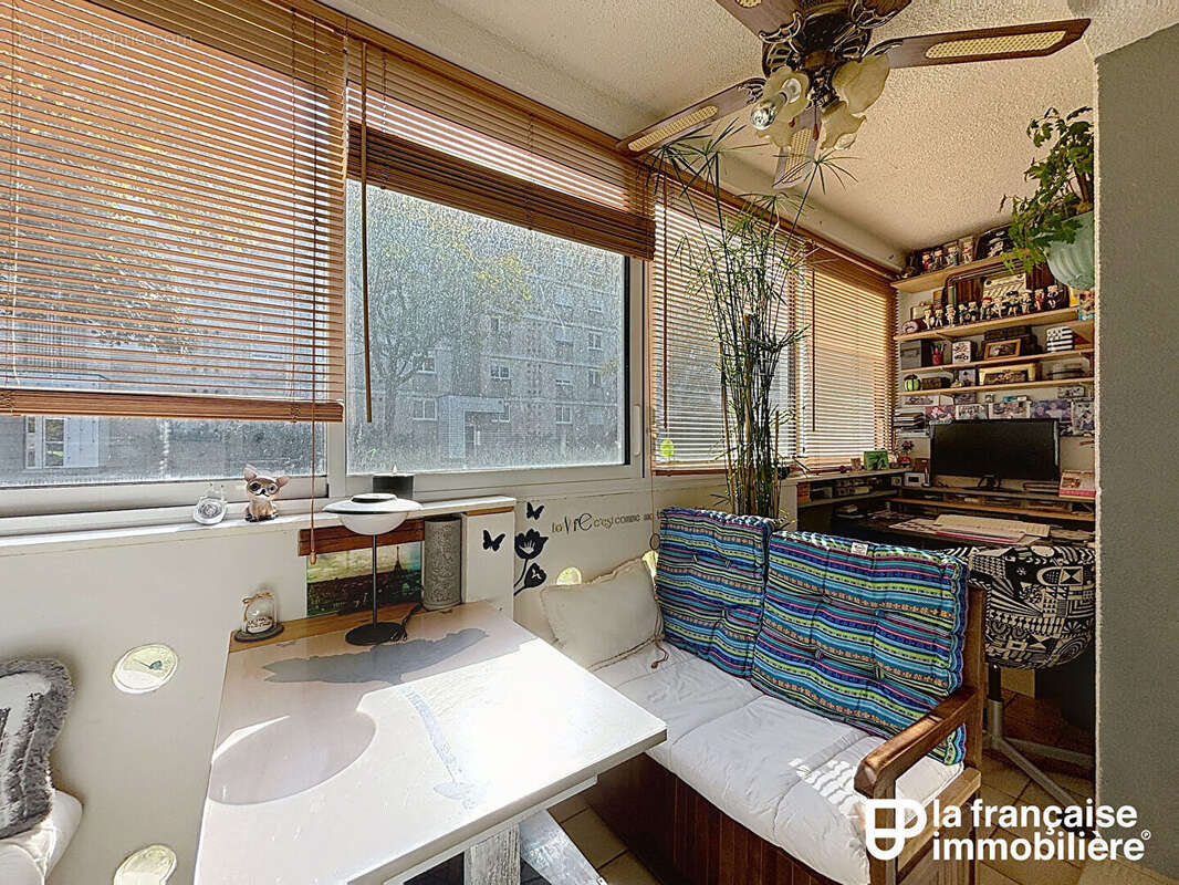 Appartement T5 de 82m² - Rennes - Metro Clémenceau. - photo 4