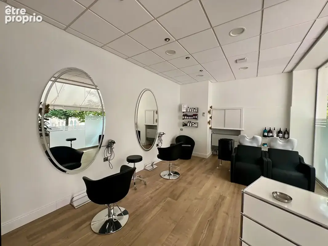 Local commercial Rodez 26.65 m2 - photo 2