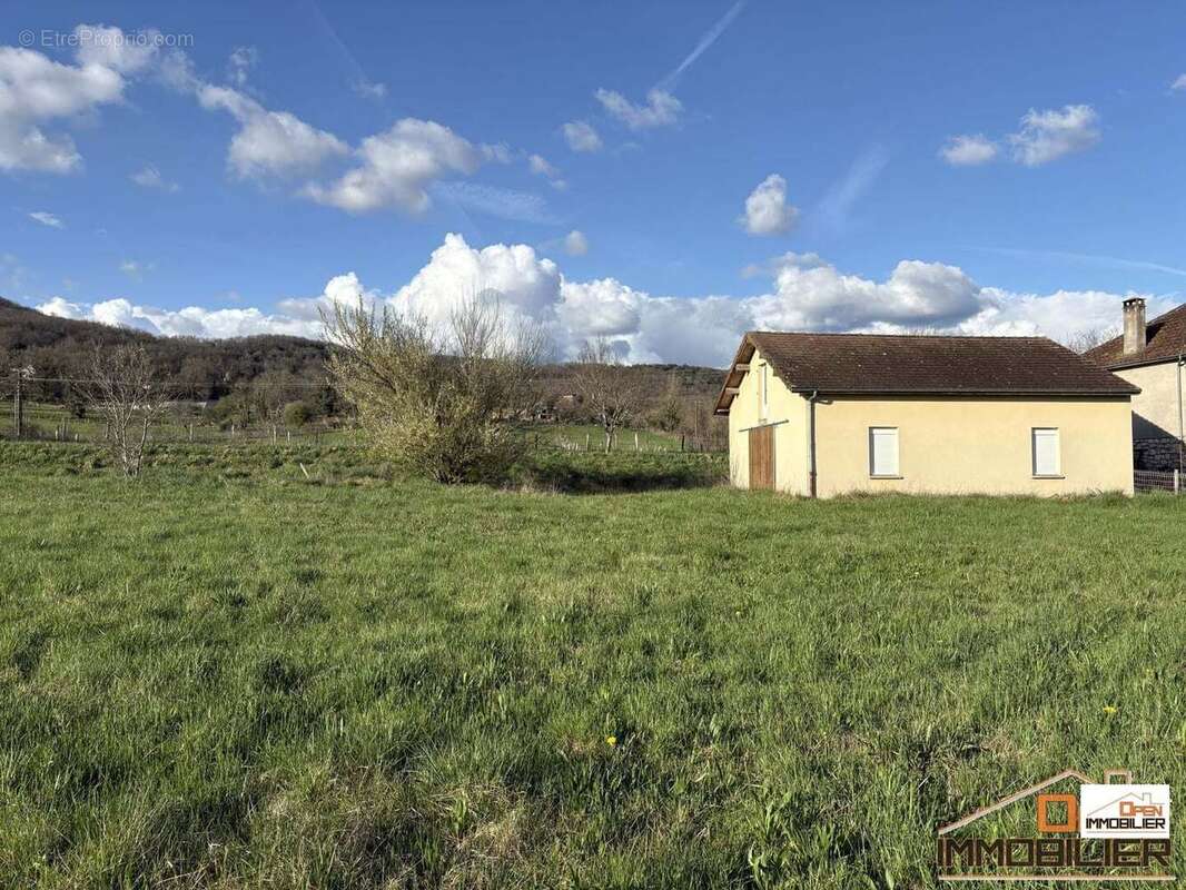 Appartement à CAZOULES