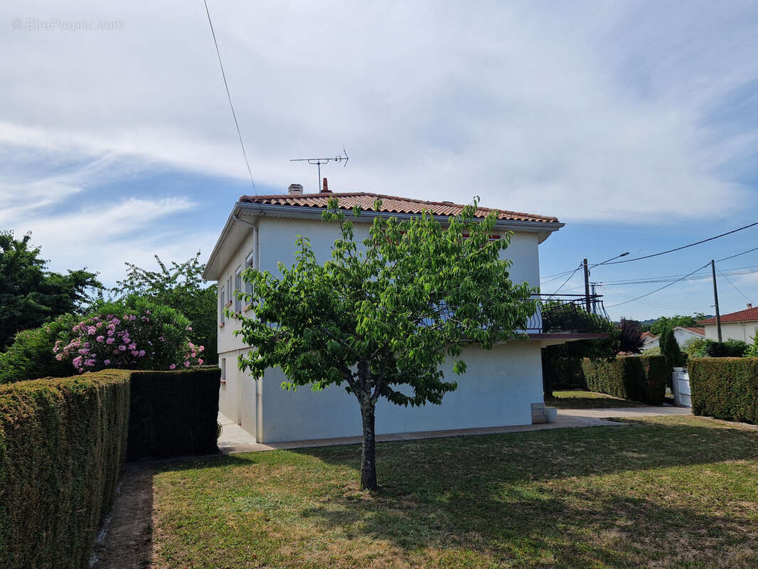 Maison à BIAS