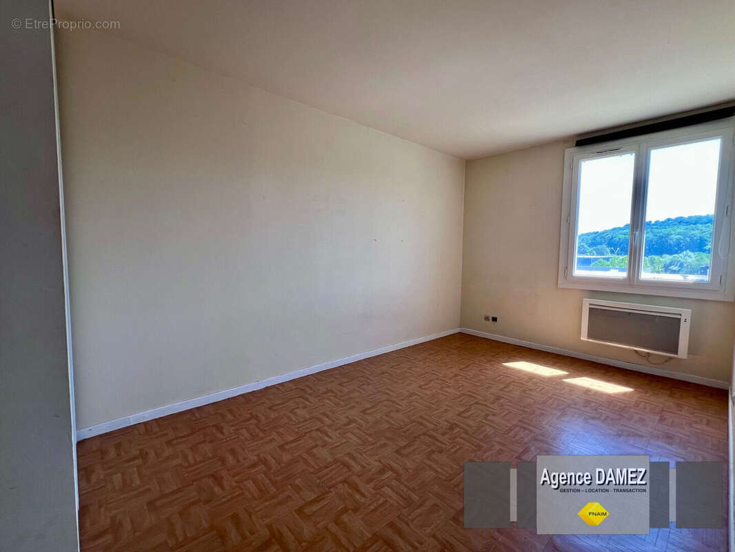 Appartement à DOURDAN